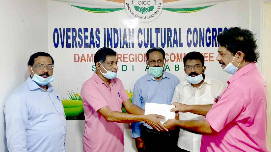 പ​ത്ത​നം​തി​ട്ട ഒ.​ഐ.​സി.​സി​യു​ടെ  സ​ഹാ​യ​​ത്തി​ൽ ശ​ശി​കു​മാ​ർ ന​ട​ണ​ഞ്ഞു