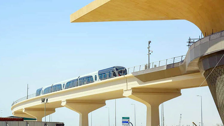 വെ​സ്​​റ്റ്​​ബേ​യി​ലെ മെ​ട്രോ യാ​ത്ര​ക്കാ​ർ​ക്ക്​ ഇനി ‘നടക്കേണ്ട’