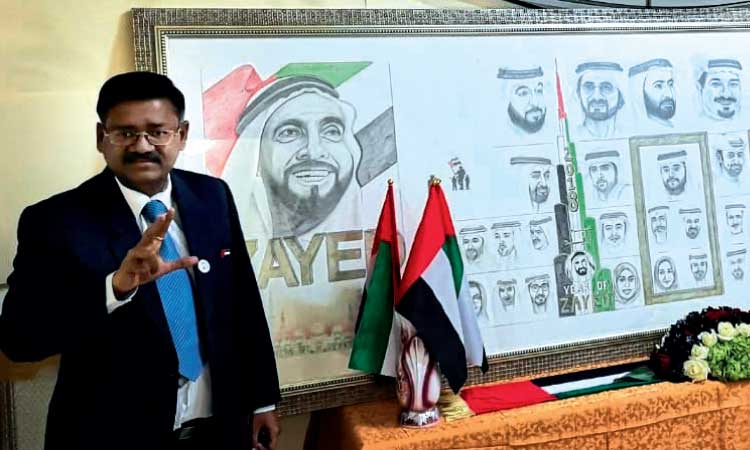 രാ​ഷ്​ട്ര നേ​താ​ക്ക​ള്‍ക്ക് ആ​ദ​ര​വ​ര്‍പ്പി​ച്ച് ഡോ​ക്ട​റു​ടെ പെ​ന്‍സി​ല്‍ ചി​ത്ര​ങ്ങ​ള്‍