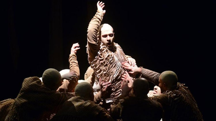 കു​വൈ​ത്ത്​ തി​യ​റ്റ​ർ  ഫെ​സ്​​റ്റി​വ​ൽ ആ​രം​ഭി​ച്ചു