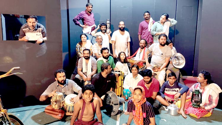 ‘മ​ത്തി’ വെ​ള്ളി​യാ​ഴ്ച  സു​ഹാ​റി​ൽ അ​ര​ങ്ങേ​റും