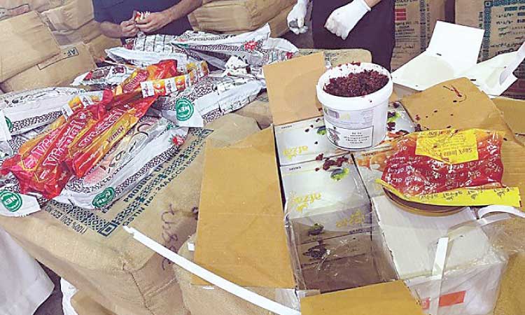 രാ​ജ്യ​ത്തേ​ക്ക് മ​യ​ക്കു​മ​രു​ന്ന് എ​ത്തി​ക്കു​ന്ന സം​ഘം പി​ടി​യി​ൽ