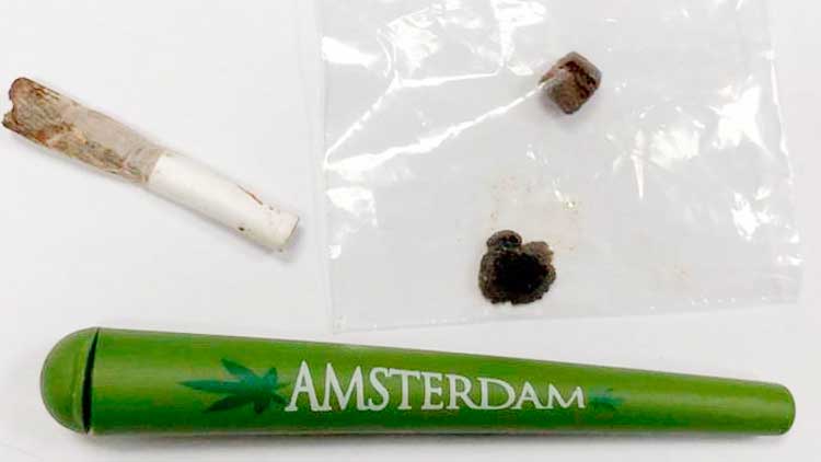 ക​ഞ്ചാ​വു​മാ​യി  ഇൗ​ജി​പ്​​ഷ്യ​ൻ പി​ടി​യി​ൽ