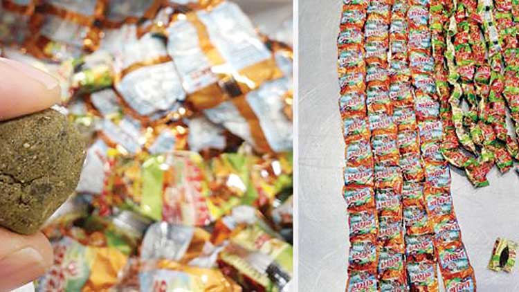 വിമാനത്താവളത്തിൽ കഞ്ചാവ് പിടികൂടി വിമാനത്താവളത്തിൽ കഞ്ചാവ് പിടികൂടി