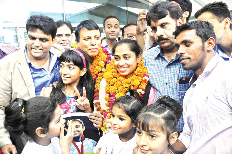 ചരിത്രത്തിലേക്ക് പറന്നിറങ്ങി ദീപ