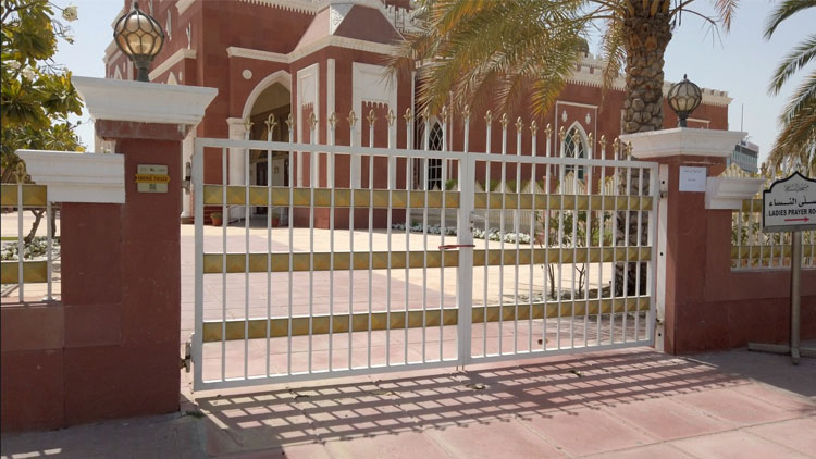 ദുബൈയിലെ പള്ളികൾ തുറക്കാനൊരുങ്ങുന്നു, പാലിക്കണം ഇൗ അദബുകൾ