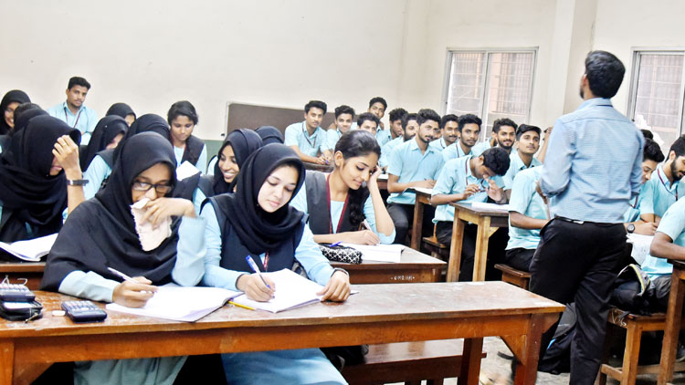 വിദ്യാഭ്യാസ സ്​ഥാപനങ്ങൾക്ക്​ ന്യൂനപക്ഷ പദവി അപേക്ഷ സമർപ്പണം പൂർണമായും ഒാൺലൈനാക്കുന്നു