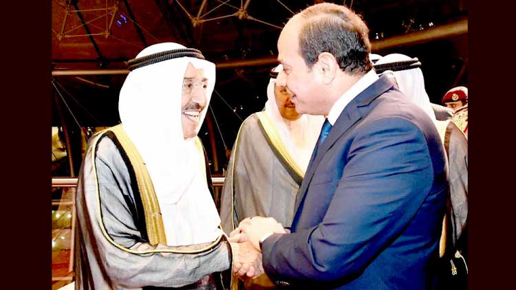 ഈ​ജി​പ്ഷ്യ​ന്‍ പ്ര​സി​ഡ​ൻ​റ് അ​ബ്​​ദു​ല്‍ ഫ​ത്താ​ഹ് അ​ല്‍ സീ​സി​ക്ക് ഉ​ജ്ജ്വ​ല സ്വീ​ക​ര​ണം