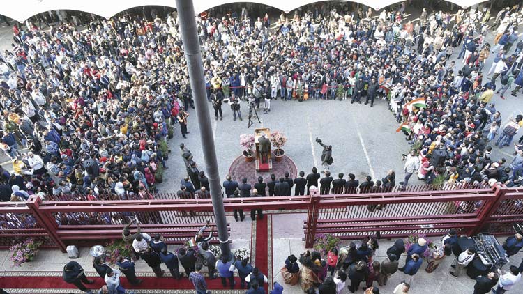 വൈ​വി​ധ്യ​ങ്ങ​ൾ​ക്ക​പ്പു​റ​ത്ത്​ നാം ​ഇ​ന്ത്യ​ക്കാ​ർ ഒ​ന്ന്​  –അം​ബാ​സ​ഡ​ർ