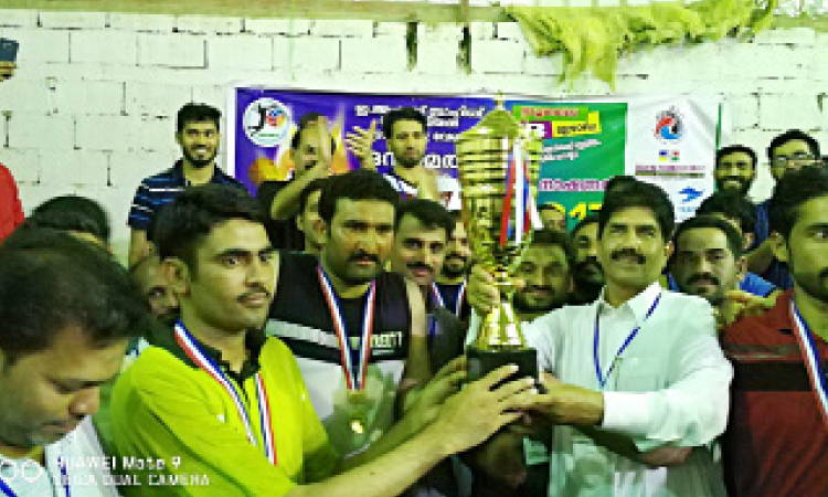 ഇ. അഹമ്മദ്‌ സ്മാരക വോളി ട്രോഫി  പാകിസ്​താൻ ടീമിന്