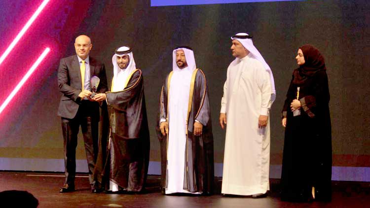 അൽഅൻസാരി എക്​സ്​ചേഞ്ചിന്​ ഷാർജ എക്​സലൻസ്​ അവാർഡ്