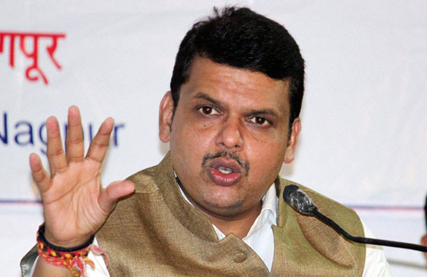 സാകിര്‍ നായിക്കിനെ കൈമാറാൻ ആവശ്യപ്പെടുമെന്ന് ഫട്നാവിസ്