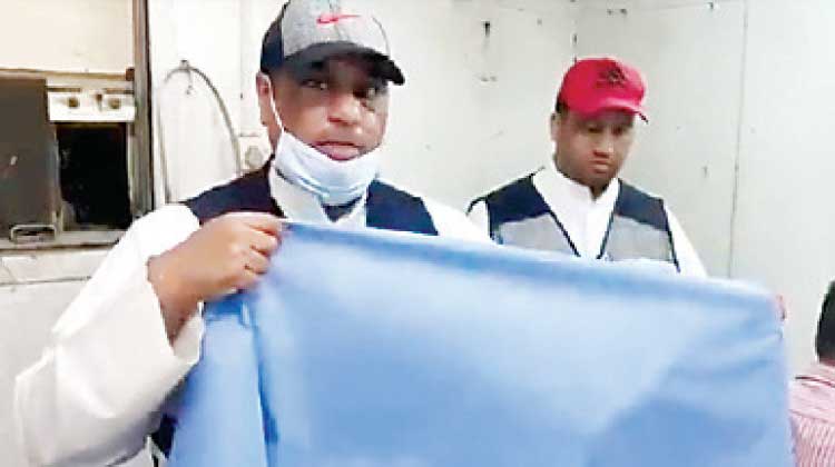 20,000 വ്യാജ മാസ്ക് പിടികൂടി 20,000 വ്യാജ മാസ്ക് പിടികൂടി