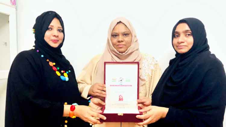 ഷിം​ന അ​ബ്​​ദു​ൽ മ​ജീ​ദി​ന് യാ​ത്ര​യ​യ​പ്പ്