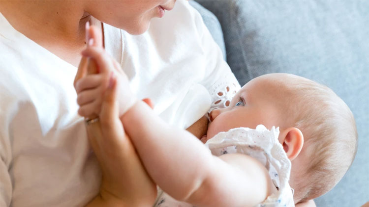 മുലപ്പാലാണ്​ നല്ലത്​, മുലയൂട്ടലാണ്​ നല്ലത്