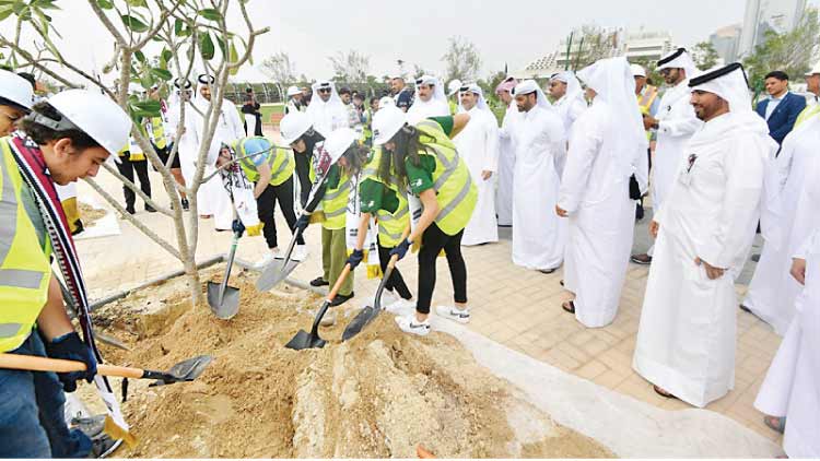 കുഞ്ഞു​കൈകളുണ്ട്​; നാട്​ ഹരിതാഭമാകും