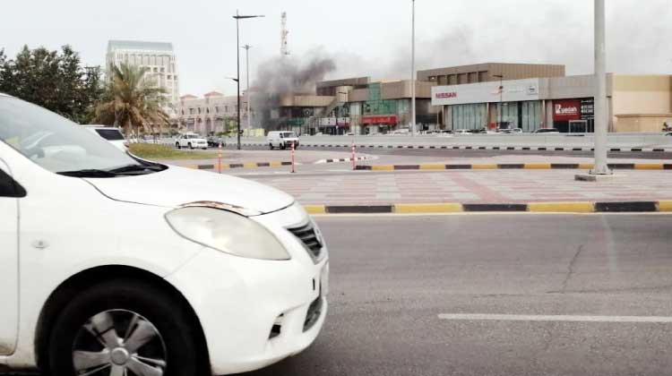 ഓ​ടു​ന്ന വാ​ഹ​ന​ത്തി​ന് തീ​പി​ടി​ച്ചു