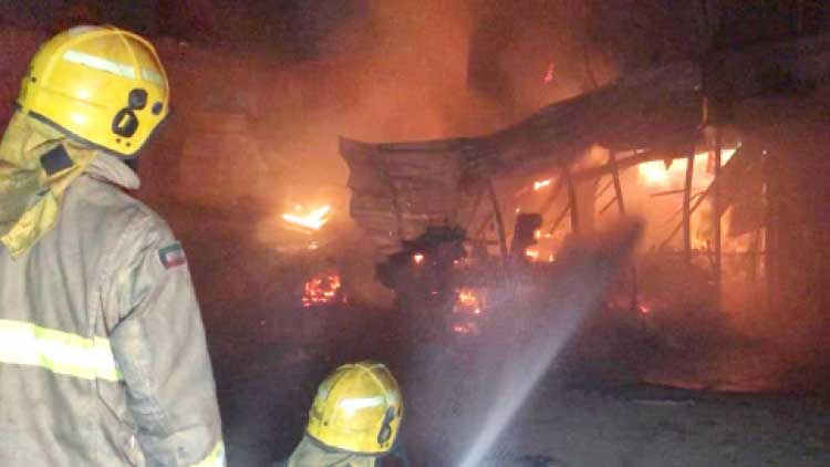 ശു​വൈ​ഖി​ൽ തീ​പി​ടി​ത്തം