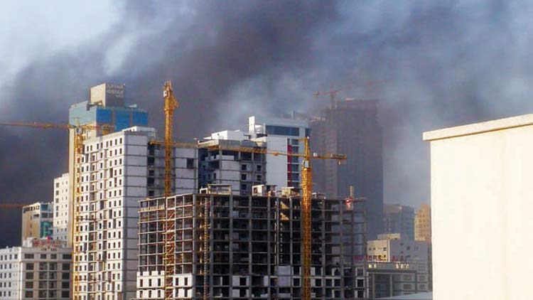 ജു​ൈഫറിലെ തീപിടുത്തം നിയന്ത്രണവിധേയമാക്കി