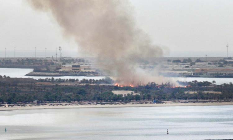 അ​ബൂ​ദ​ബി ലു​ലു ഐ​ല​ൻ​ഡി​ൽ  വ​ൻ തീ​പി​ടി​ത്തം