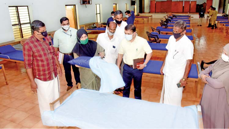 ഫസ്റ്റ് ലൈന് ചികിത്സ കേന്ദ്രം മലപ്പുറം ഗവ. കോളജില് സജ്ജം ഫസ്റ്റ് ലൈന് ചികിത്സ കേന്ദ്രം മലപ്പുറം ഗവ. കോളജില് സജ്ജം