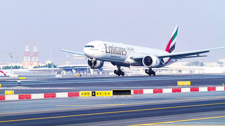 റ​ൺ​വേ ന​വീ​ക​ര​ണം പൂ​ർ​ത്തി​യാ​ക്കി ദു​ബൈ അ​ന്താ​രാ​ഷ്​​ട്ര വി​മാ​ന​ത്താ​വ​ളം തു​റ​ന്നു