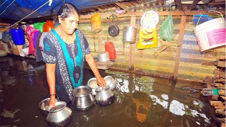 പ്ര​ള​യം: പ്ര​വാ​സ​ലോ​ക​ത്തു​നി​ന്ന്​ കാ​രു​ണ്യ​മൊ​ഴു​ക്ക്​