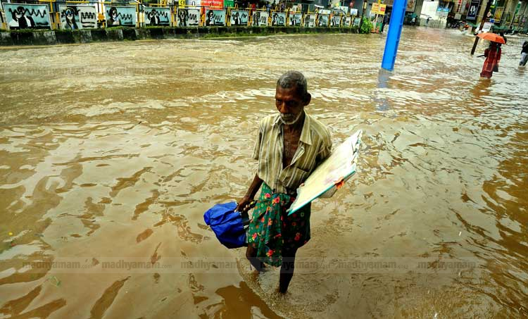 മഴക്കെടുതികൾ നേരിടാൻ സജ്ജം, നടപടികൾക്ക് നിർദേശം