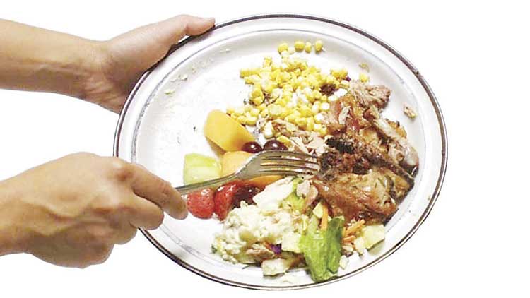 പാ​ഴാ​ക്ക​രു​ത് ഒ​രു ത​രി​പോ​ലും...  വി​ല​പ്പെ​ട്ട​താ​ണ് ഭ​ക്ഷ​ണം