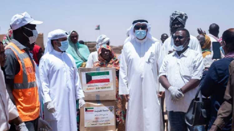 സുഡാനിൽ 1800 ഭക്ഷണക്കിറ്റ്​ വിതരണം ചെയ്​ത്​ കുവൈത്ത്​