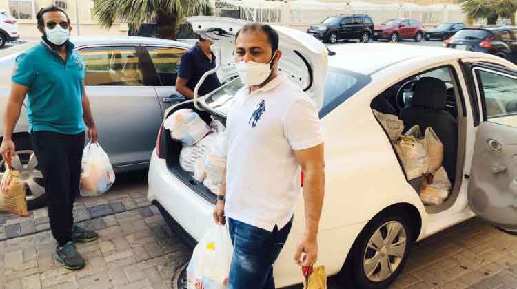 ഭ​ക്ഷ​ണ കി​റ്റു​ക​ൾ വി​ത​ര​ണം ചെ​യ്തു