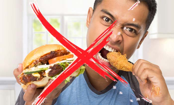 രാത്രി നിർബന്ധമായും  ഒഴിവാ​ക്കേണ്ട ഭക്ഷണങ്ങൾ