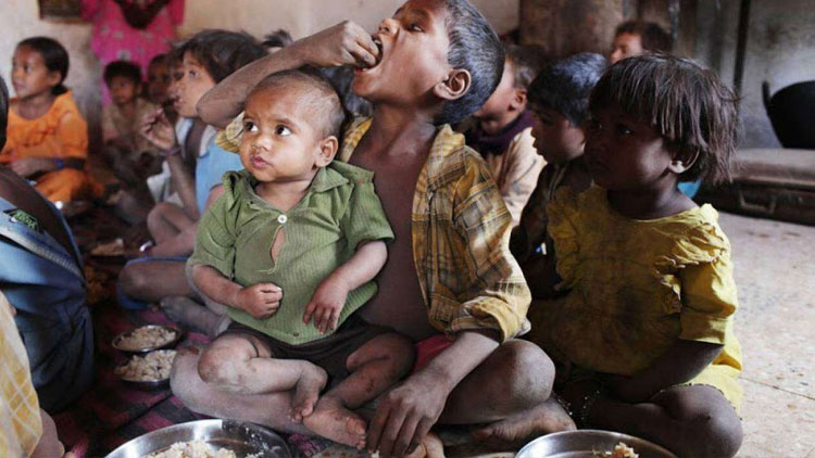 67 കോടി പേർ പൊണ്ണത്തടി മൂലം ബുദ്ധിമുട്ടുമ്പോൾ 82 കോടി ജനം വിശന്നു പൊരിയുകയാണ്!