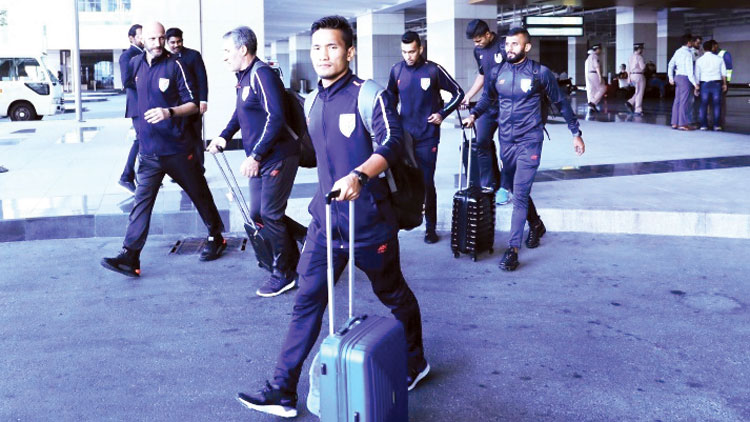 ലോകകപ്പ് യോഗ്യത ഫുട്​ബാൾ: ഇന്ത്യൻ ടീം മസ്​കത്തിലെത്തി