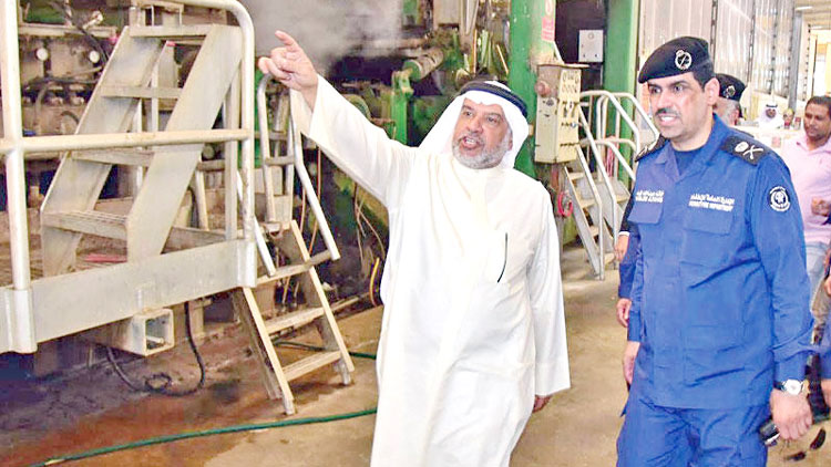 ശു​​െഎബ​യി​ല്‍ അ​ഗ്നി​ശ​മ​ന സം​ഘം  പ​ര്യ​ട​നം ന​ട​ത്തി