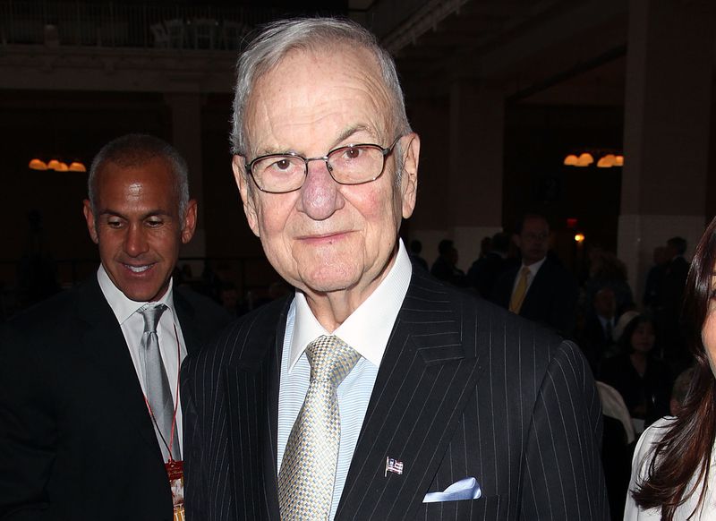 ഫോഡ്​ മസ്​താങ്ങി​െൻറ പിതാവ്​ ലീ അയാകോക്ക അന്തരിച്ചു