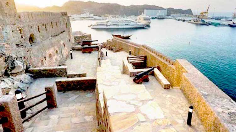 ഒമാനിലെ കോട്ടകൾ സാംസ്കാരിക പൈതൃക മന്ത്രാലയം ഏറ്റെടുക്കുന്നു