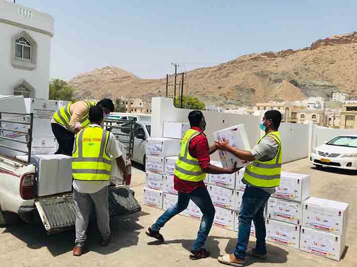 സോഷ്യൽ ഫോറം മത്രയിൽ പെരുന്നാൾ  കിറ്റുകൾ വിതരണം ചെയ്​തു