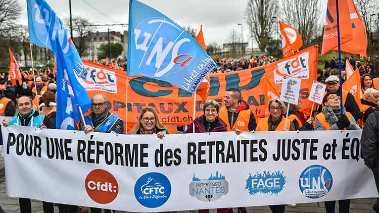 france-pension-protest