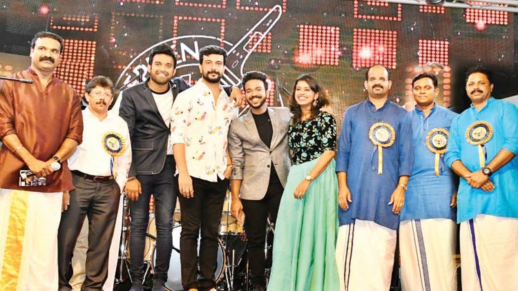 താരത്തിളക്കത്തിൽ മിന്നിത്തിളങ്ങി ഫ്യൂഷൻ ഫെസ്റ്റ്​