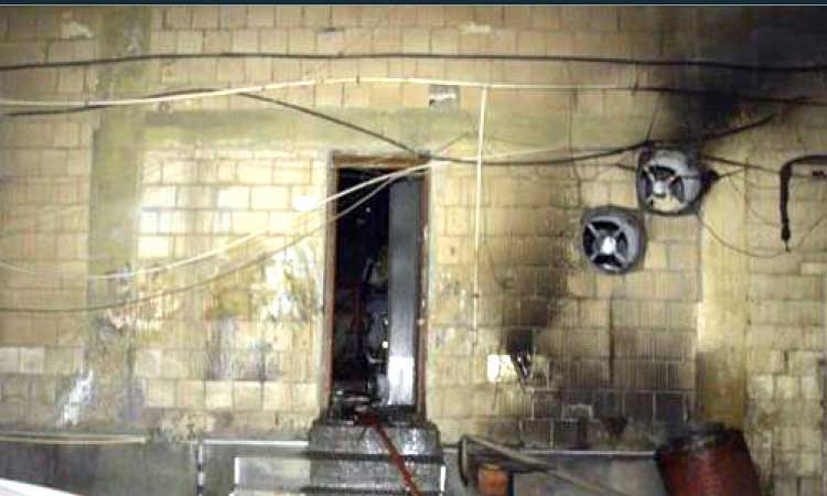 അ​ൽ റാ​യി​യി​ല്‍ ഗാ​രേ​ജി​ന്​ തീ​പി​ടി​ച്ചു