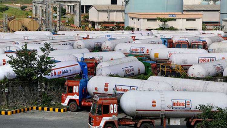 ഇന്നു മുതൽ പാചകവാതക ടാങ്കർ ലോറി അനിശ്ചിതകാല സമരം