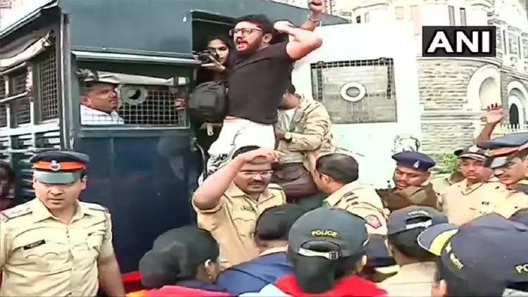 ഗേറ്റ്​വേ ഒാഫ്​ ഇന്ത്യ പ്രതിഷേധിക്കാനുള്ള ഇടമല്ല -അനിൽ ദേശ്​മുഖ്​