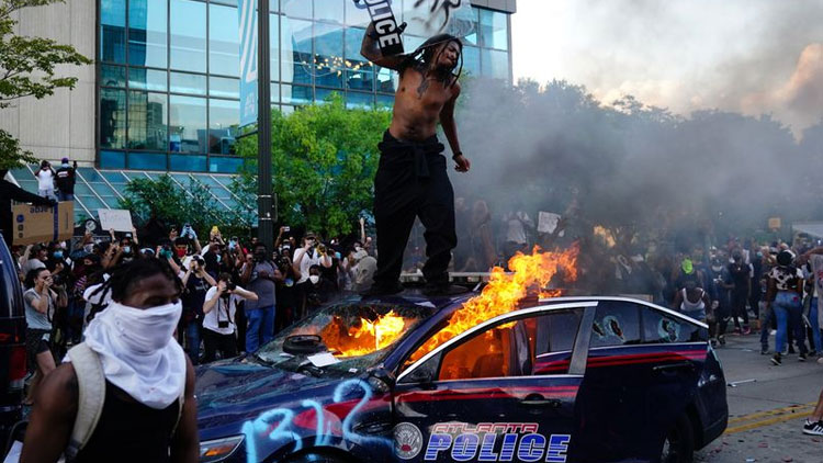 സൈന്യത്തെ ഇറക്കും; പ്രക്ഷോഭകർക്ക് ഭീഷണിയുമായി ട്രംപ്