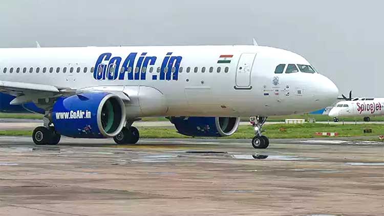 വി​മാ​ന​ത്തിൻെറ സ​മ​യം മാ​റി​യ​ത്​ അ​റി​യി​ച്ചി​ല്ല; മ​ല​യാ​ളി​ക​ളു​ടെ യാ​ത്ര മു​ട​ങ്ങി