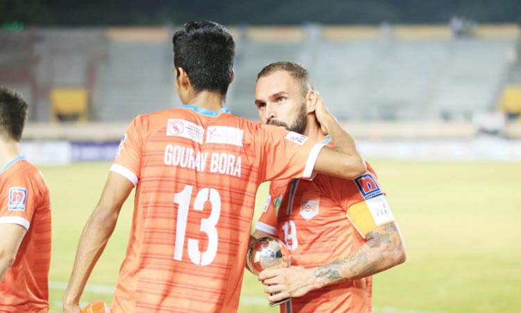 പെ​ഡ്രോ മാ​ൻ​സിക്ക് ഹാ​ട്രി​ക്; ഗോ​കു​ല​ത്തി​ന് ഹാ​ട്രി​ക് തോ​ൽ​വി