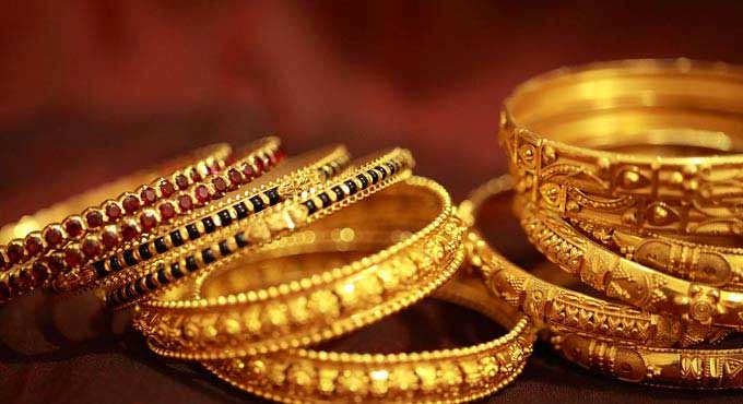 gold-bangle.jpg