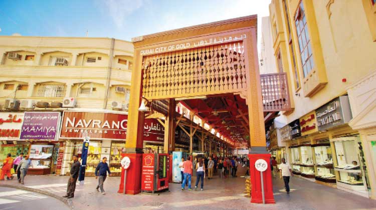 കർശന മാർഗനിർദേശങ്ങളോടെ ഗോൾഡ് സൂക്ക് വീണ്ടും തുറന്നു