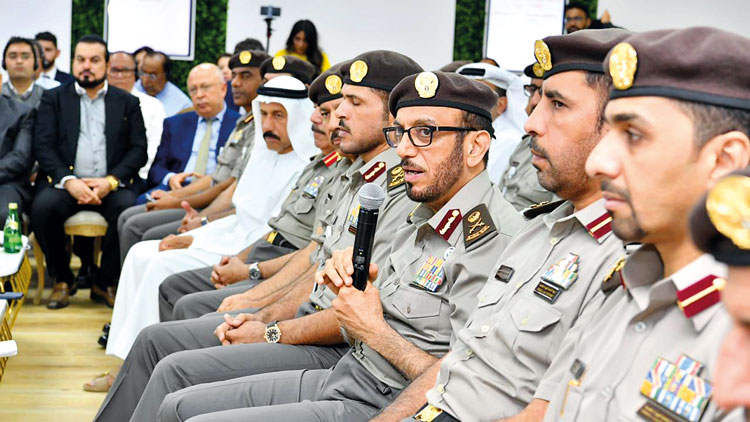 യു.​എ.​ഇ ഗോ​ൾ​ഡ്​ കാ​ർ​ഡ്​  ഇ​തി​ന​കം നൽകിയത്​ 400 പേ​ർ​ക്ക്​