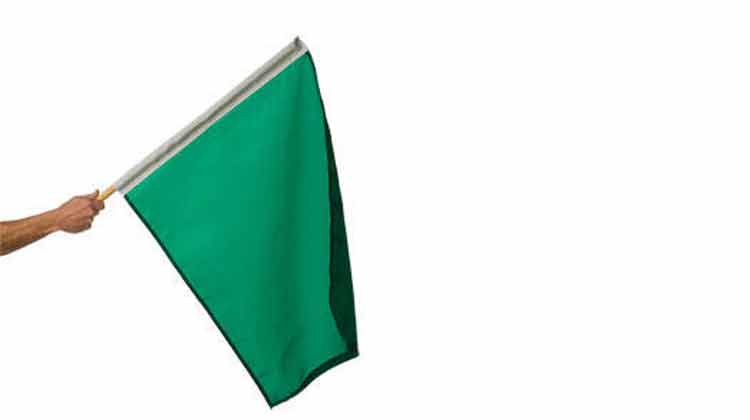 വെള്ളം കയറിയത്​ അറിഞ്ഞിട്ടും  ട്രെയിനിന്​ പച്ചക്കൊടി കാട്ടിയത്​ എന്തിന്​?